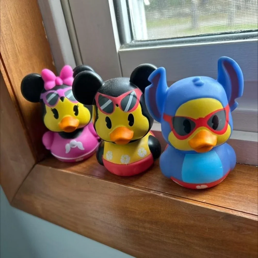 Disney Duckalooz Summer Ducks Set Of 3 Mickey Mouse Minnie Mouse Stitch NEW - Picture 8 of 15